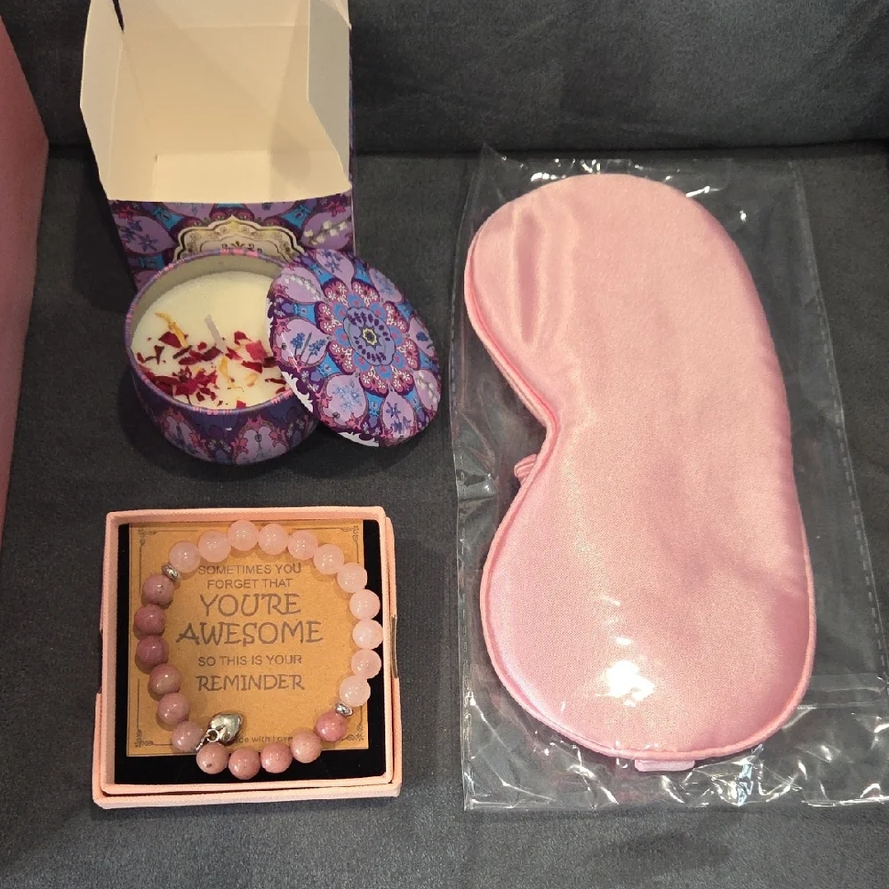 Pink Self Care Gift Box - Picture 12 of 14